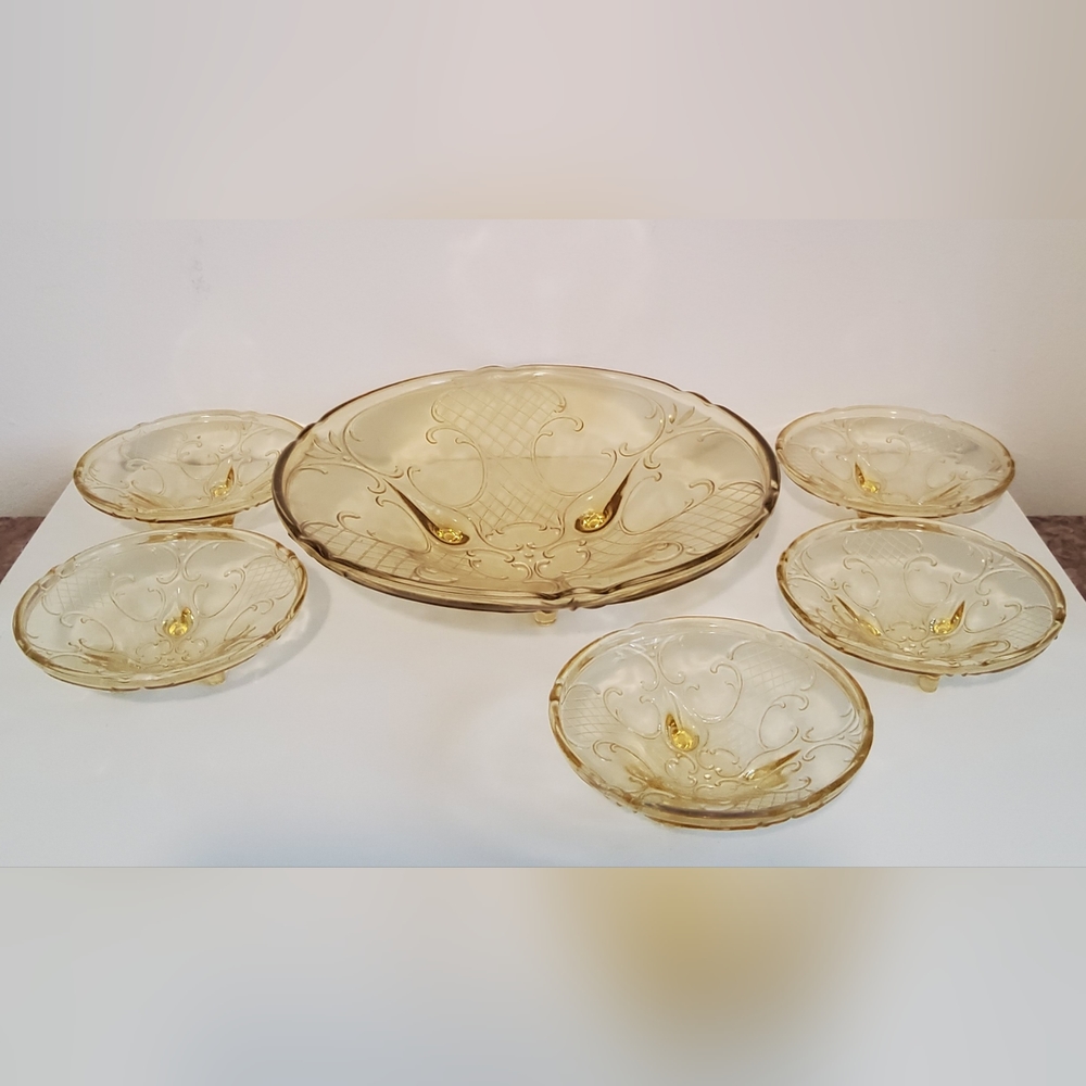 MCM Yellow Depression Glass 1 Big and 5 Small Sorbet Desert Bowls
